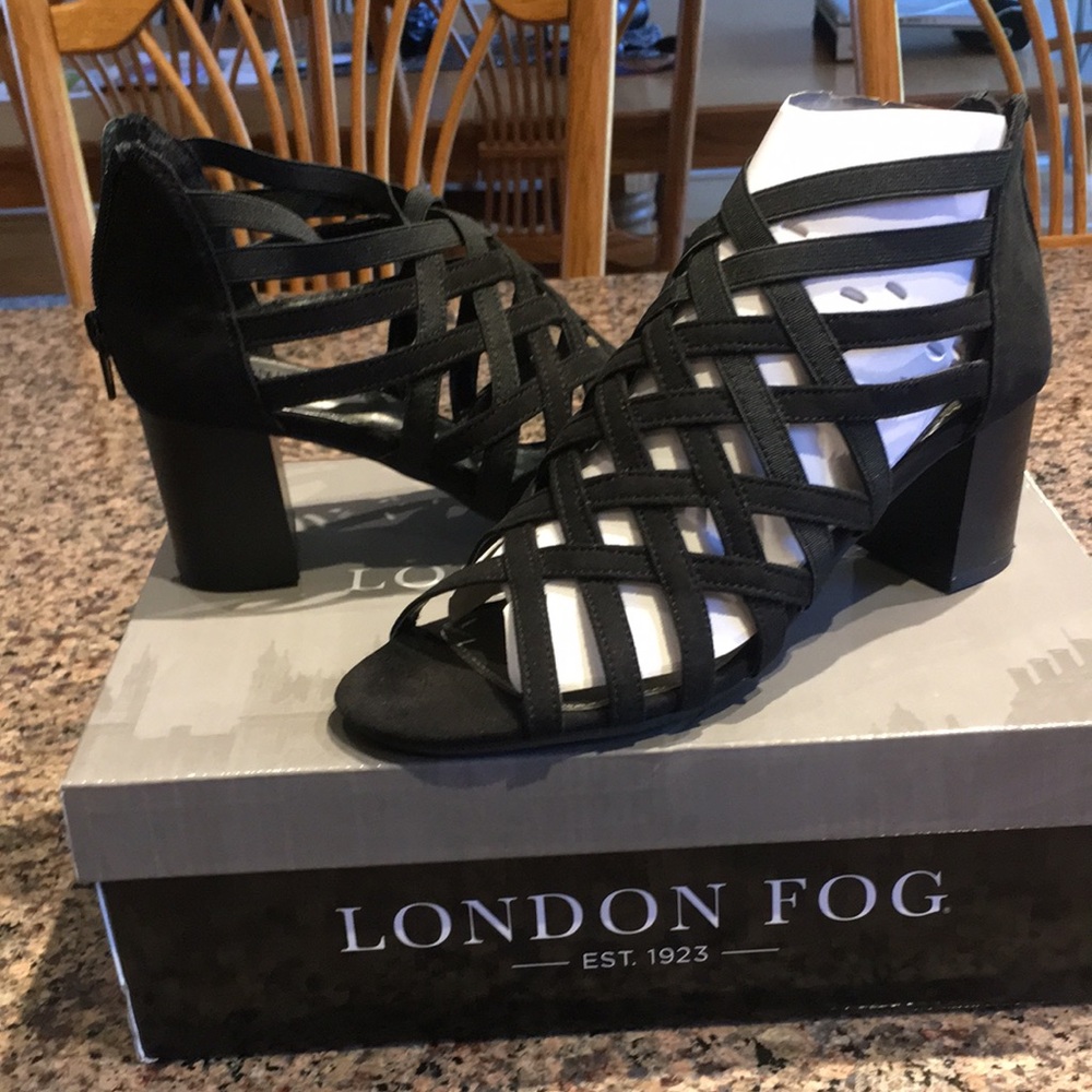 London Fog Black Dress Shoes/Sandals